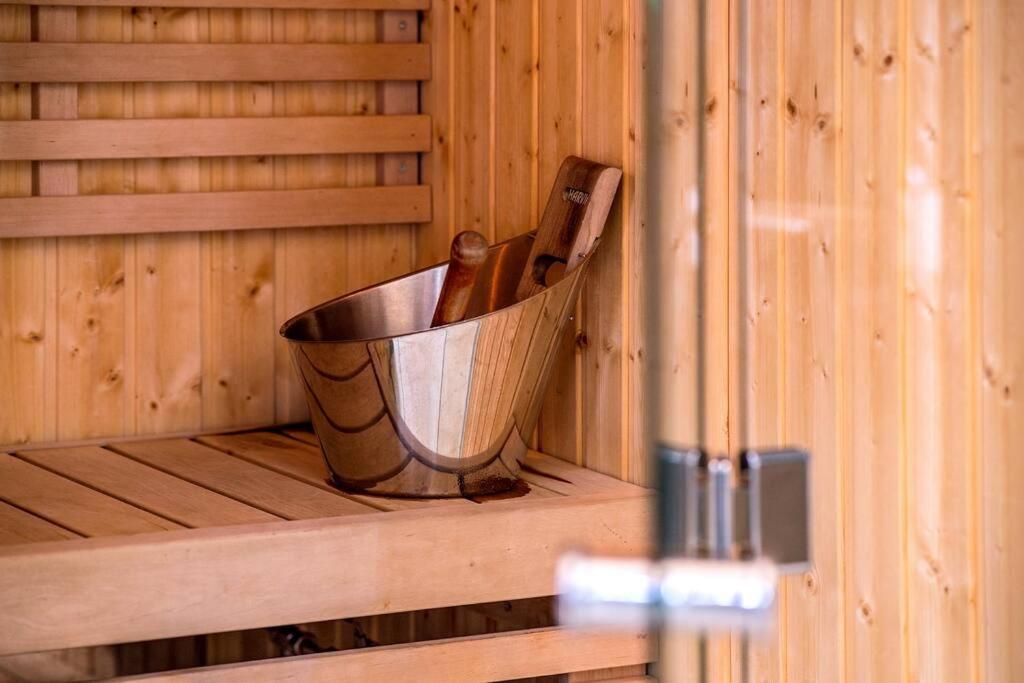 Loch Ness - Luxury Highland Retreat In Scotland Apartment Fort Augustus Exterior foto